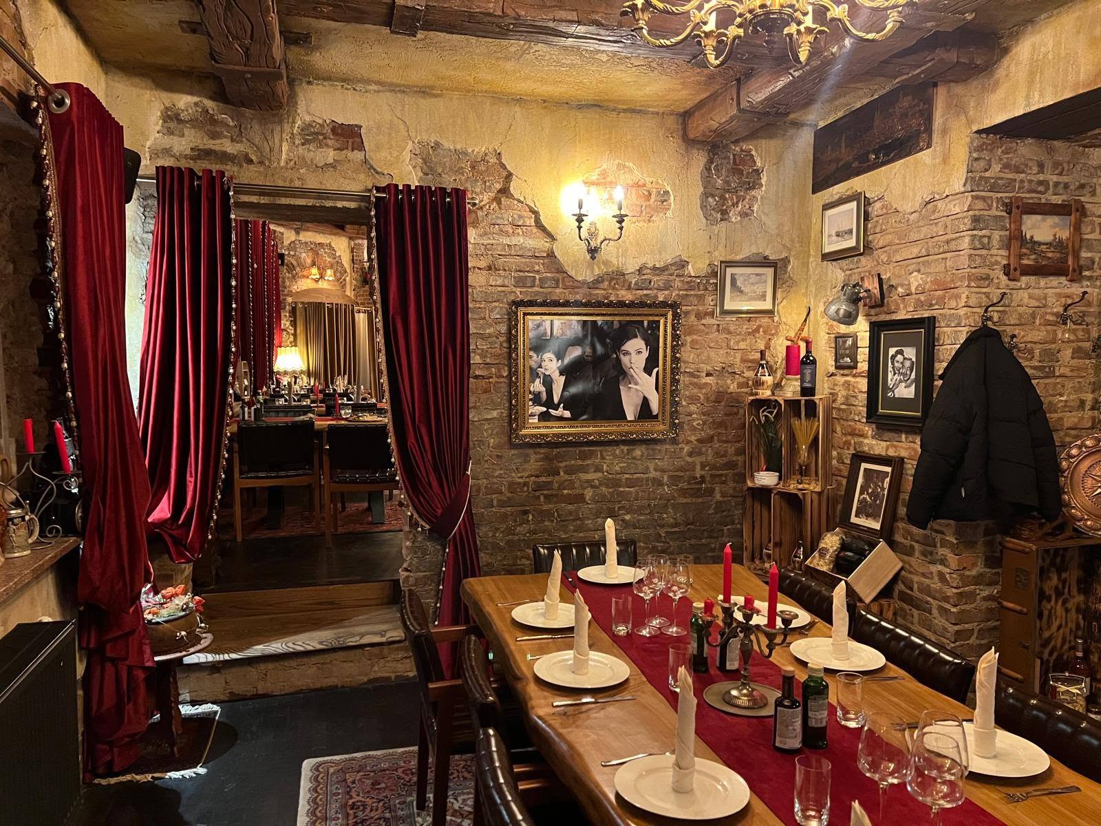 Ristorante Francescana Dortmund Außenansicht & Gastraum